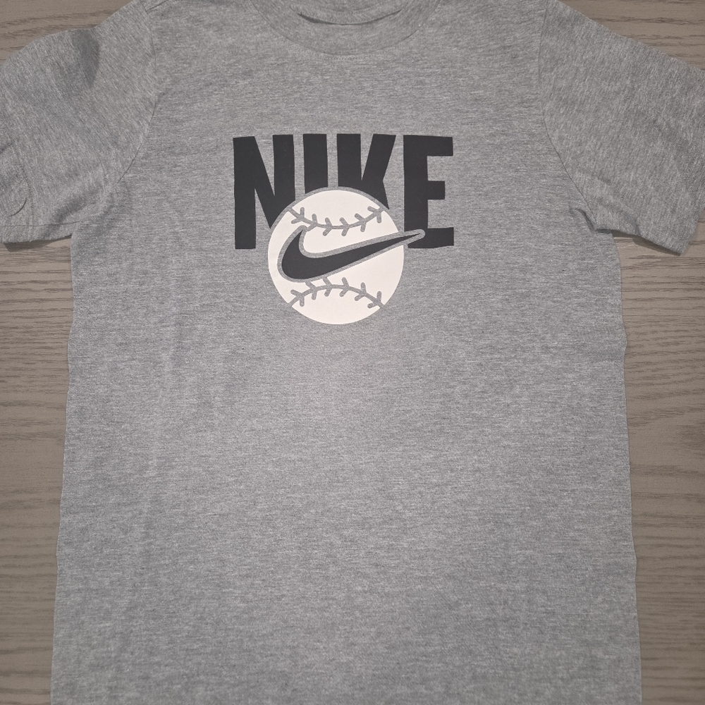 Nike Kids Gray Baseball Graphic Tee